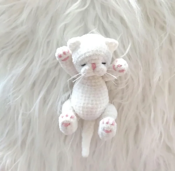 Sleeping Mini White Plush Cat - Pocket Toy - Image 2