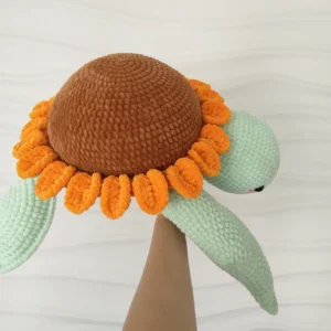 Large Sunflower Turtle