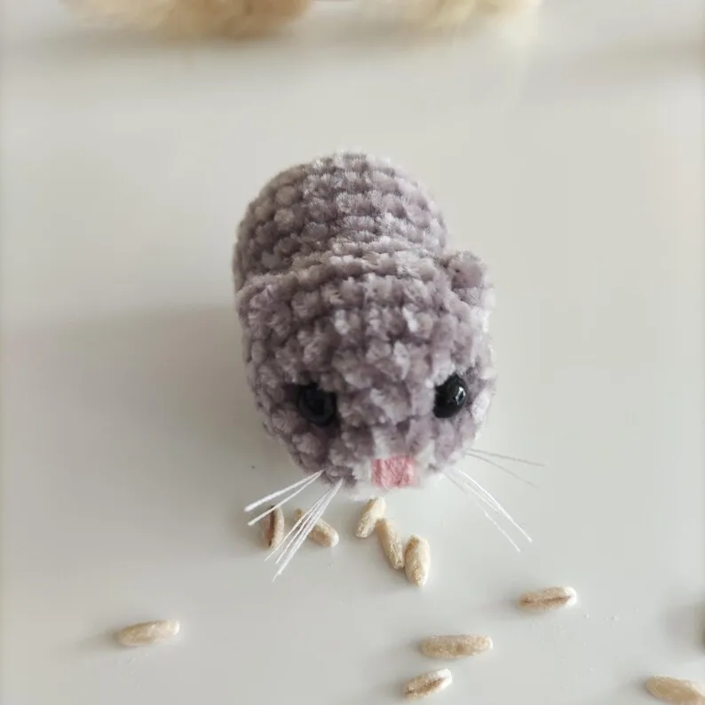 Mini Crochet Guinea Pig, Dollhouse Miniature Hamster Plush - Image 8