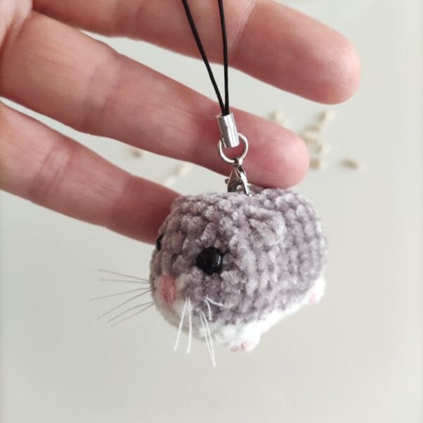 Mini Crochet Guinea Pig, Dollhouse Miniature Hamster Plush - Image 4
