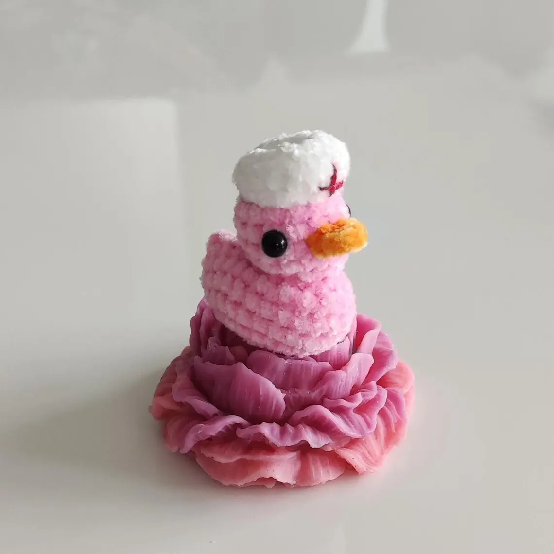Crocheted Nurse Duck Charm, Mini Plush Keychain, Badge Reel Accessory, Healthcare Gift - Image 14