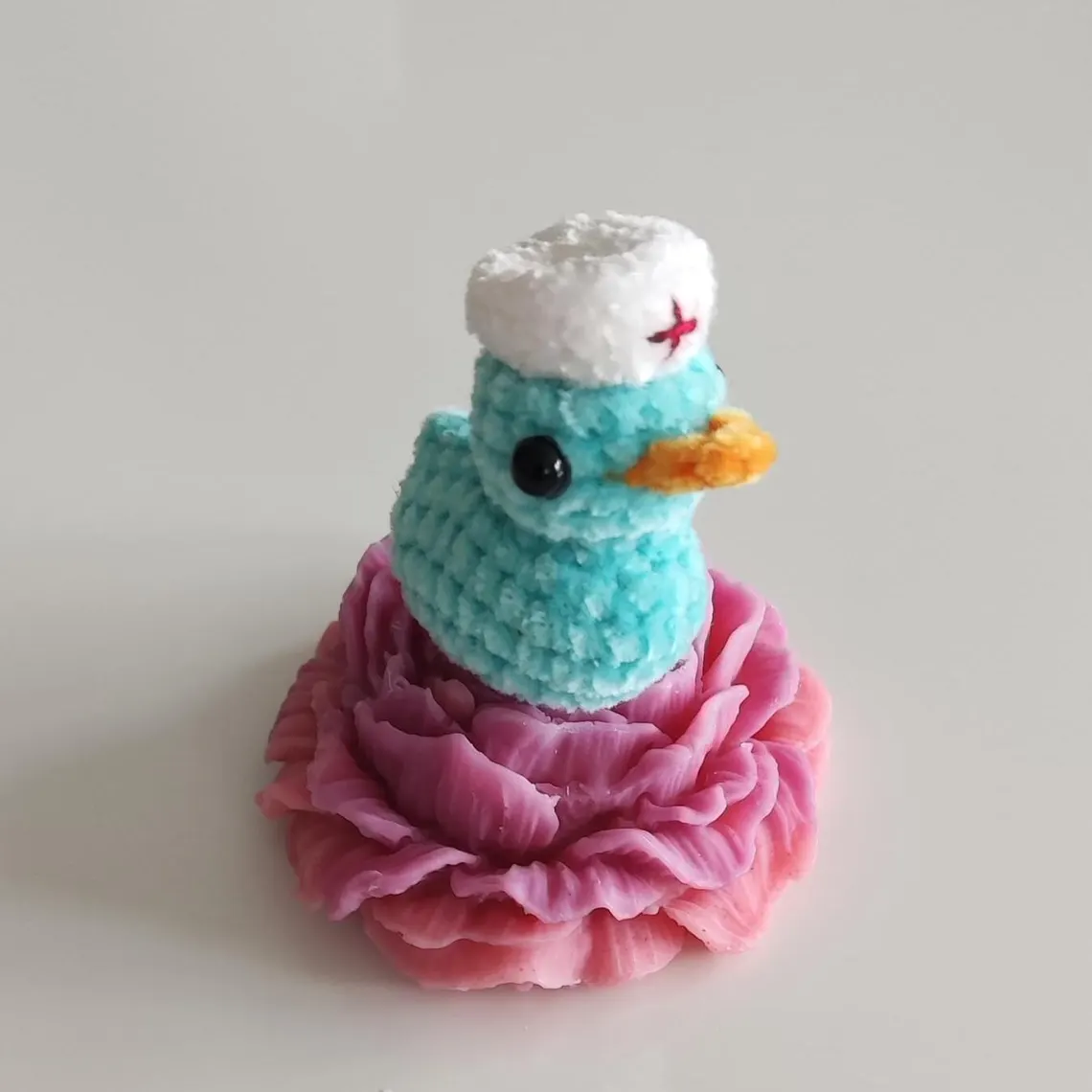 Crocheted Nurse Duck Charm, Mini Plush Keychain, Badge Reel Accessory, Healthcare Gift - Image 13