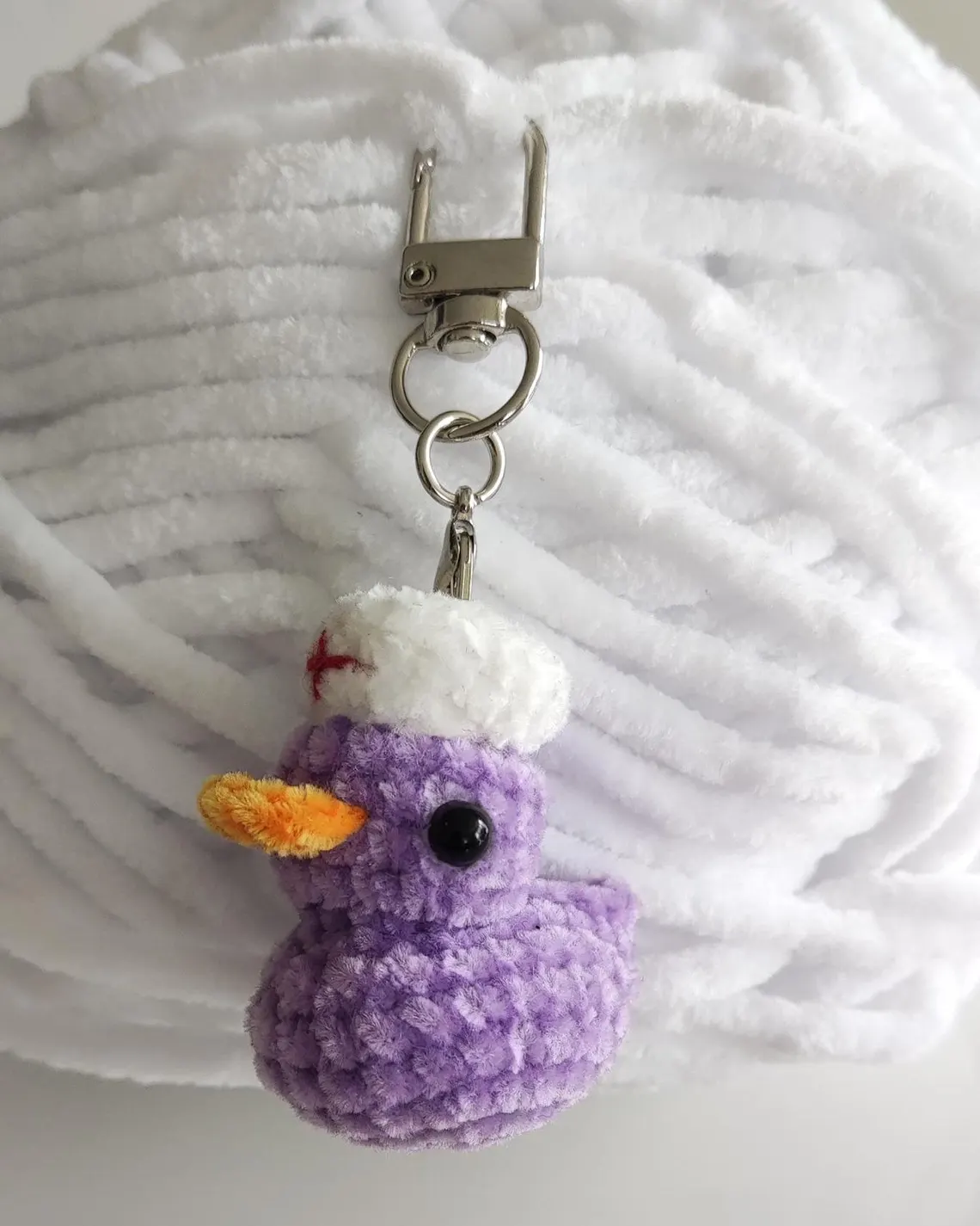 Crocheted Nurse Duck Charm, Mini Plush Keychain, Badge Reel Accessory, Healthcare Gift - Image 12