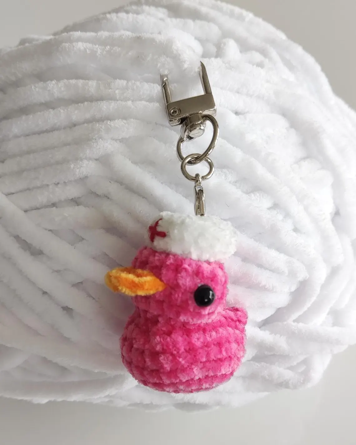 Crocheted Nurse Duck Charm, Mini Plush Keychain, Badge Reel Accessory, Healthcare Gift - Image 11