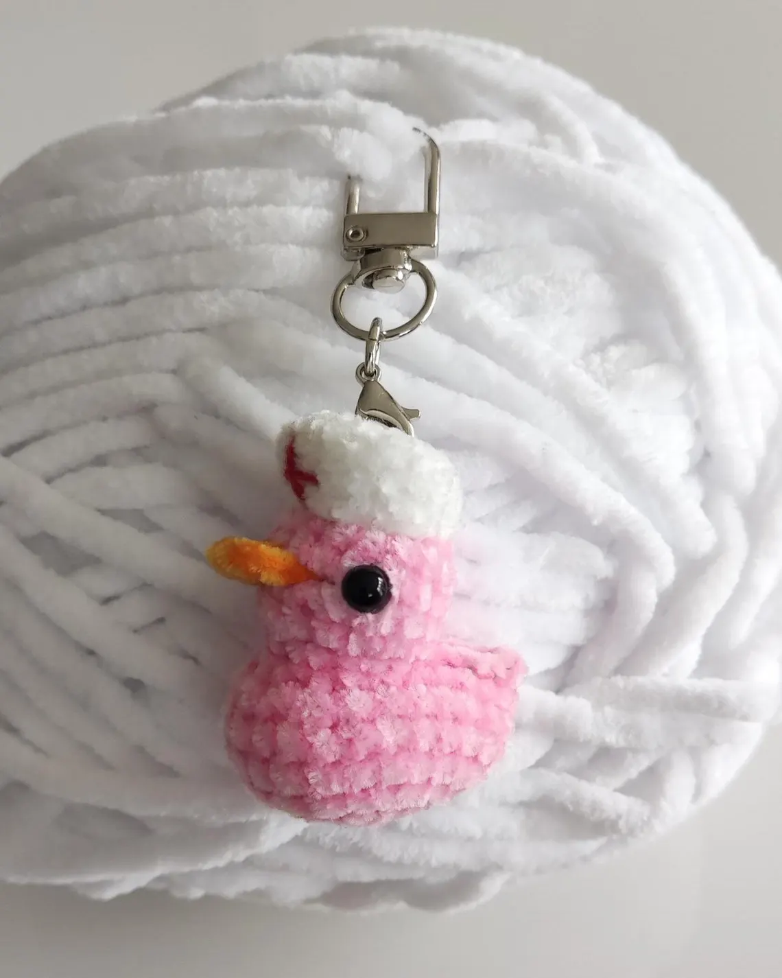 Crocheted Nurse Duck Charm, Mini Plush Keychain, Badge Reel Accessory, Healthcare Gift - Image 10