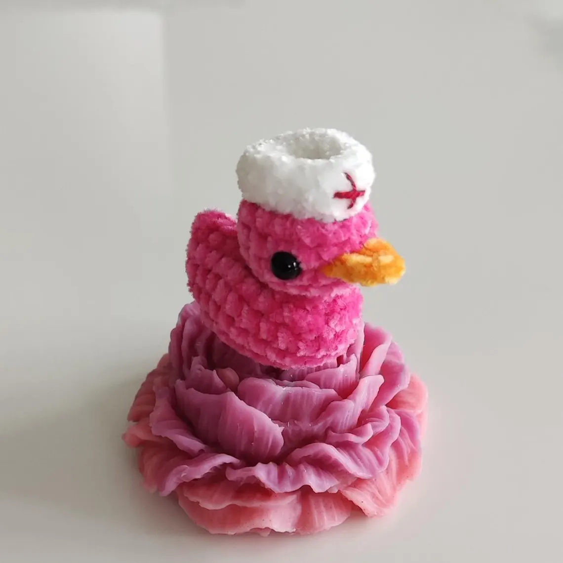 Crocheted Nurse Duck Charm, Mini Plush Keychain, Badge Reel Accessory, Healthcare Gift - Image 4