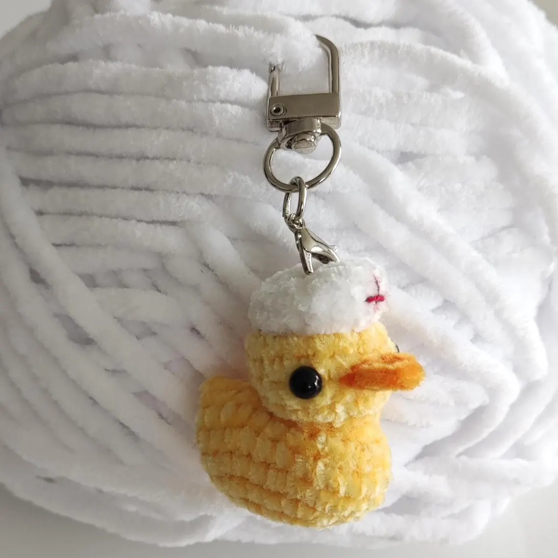 Crocheted Nurse Duck Charm, Mini Plush Keychain, Badge Reel Accessory, Healthcare Gift - Image 3